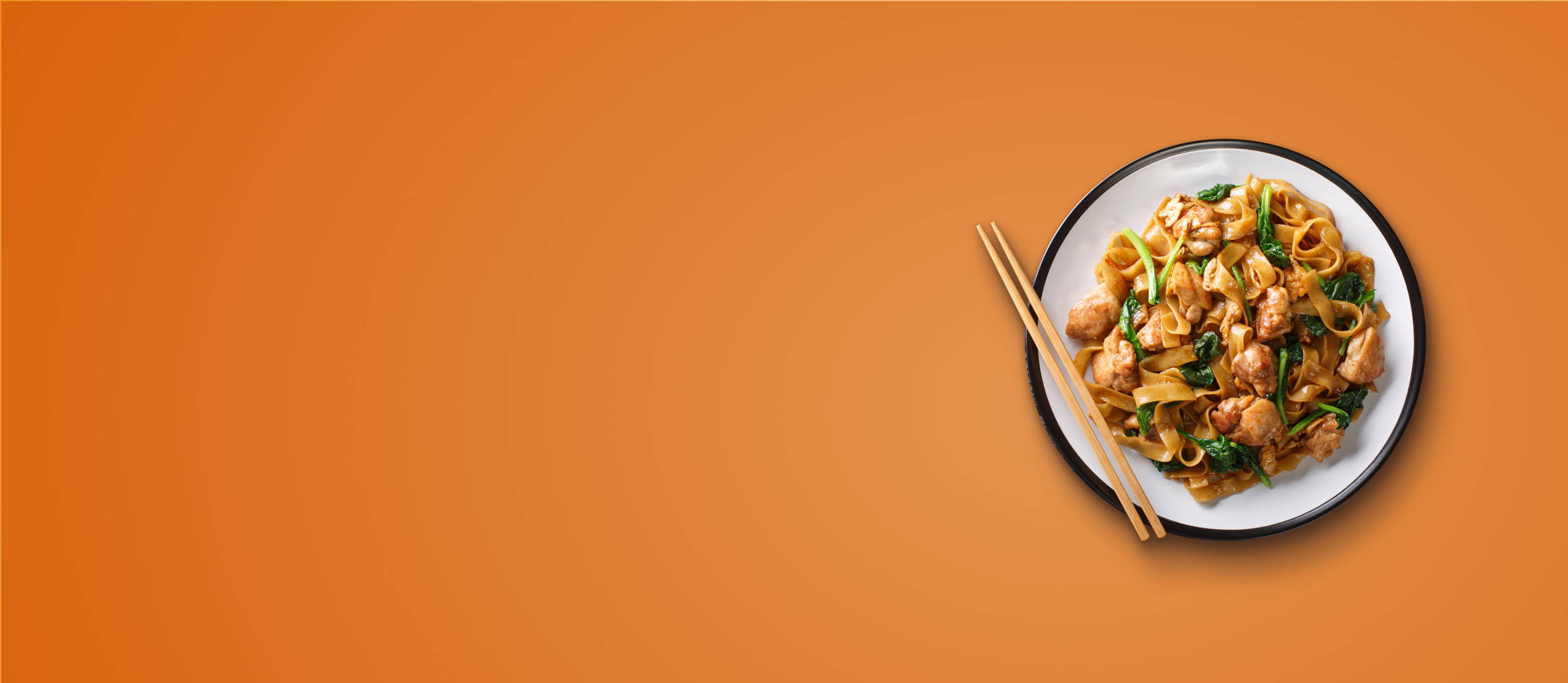 Thai Pad See Ew noodles with chicken and vegetables (large)